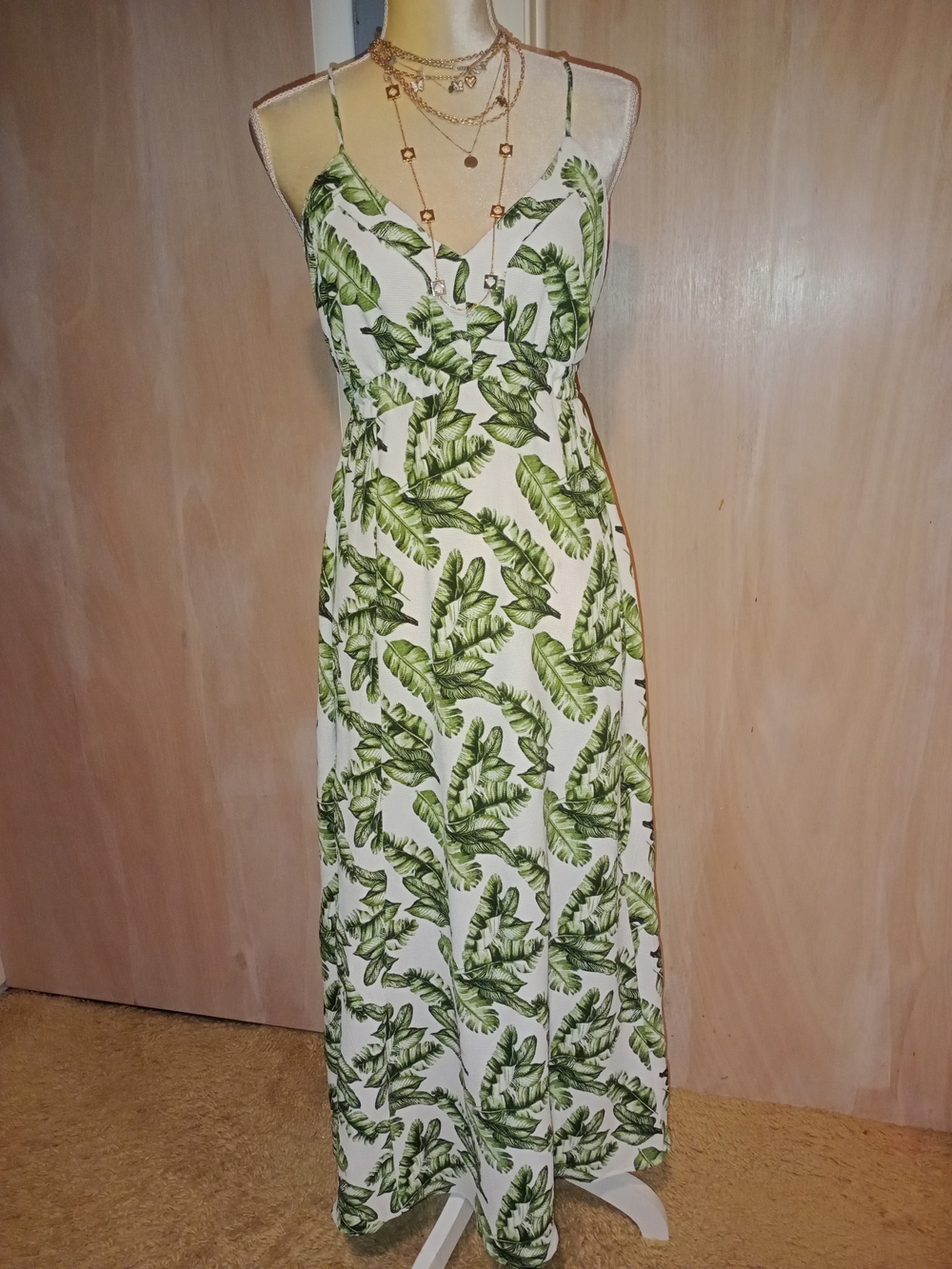 Source Unknown White Maxi Dress with Green Leaf Print